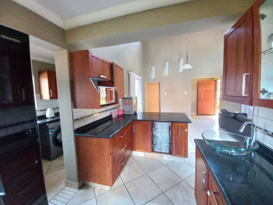 3 Bedroom Property for Sale in Waterval East North West